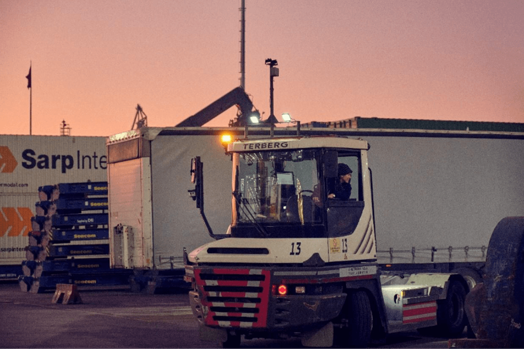 A DFDS worker at the terminal.