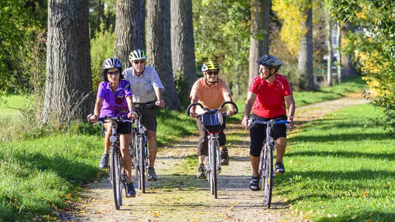 fahrradreise baltikum credits fotolia aochau