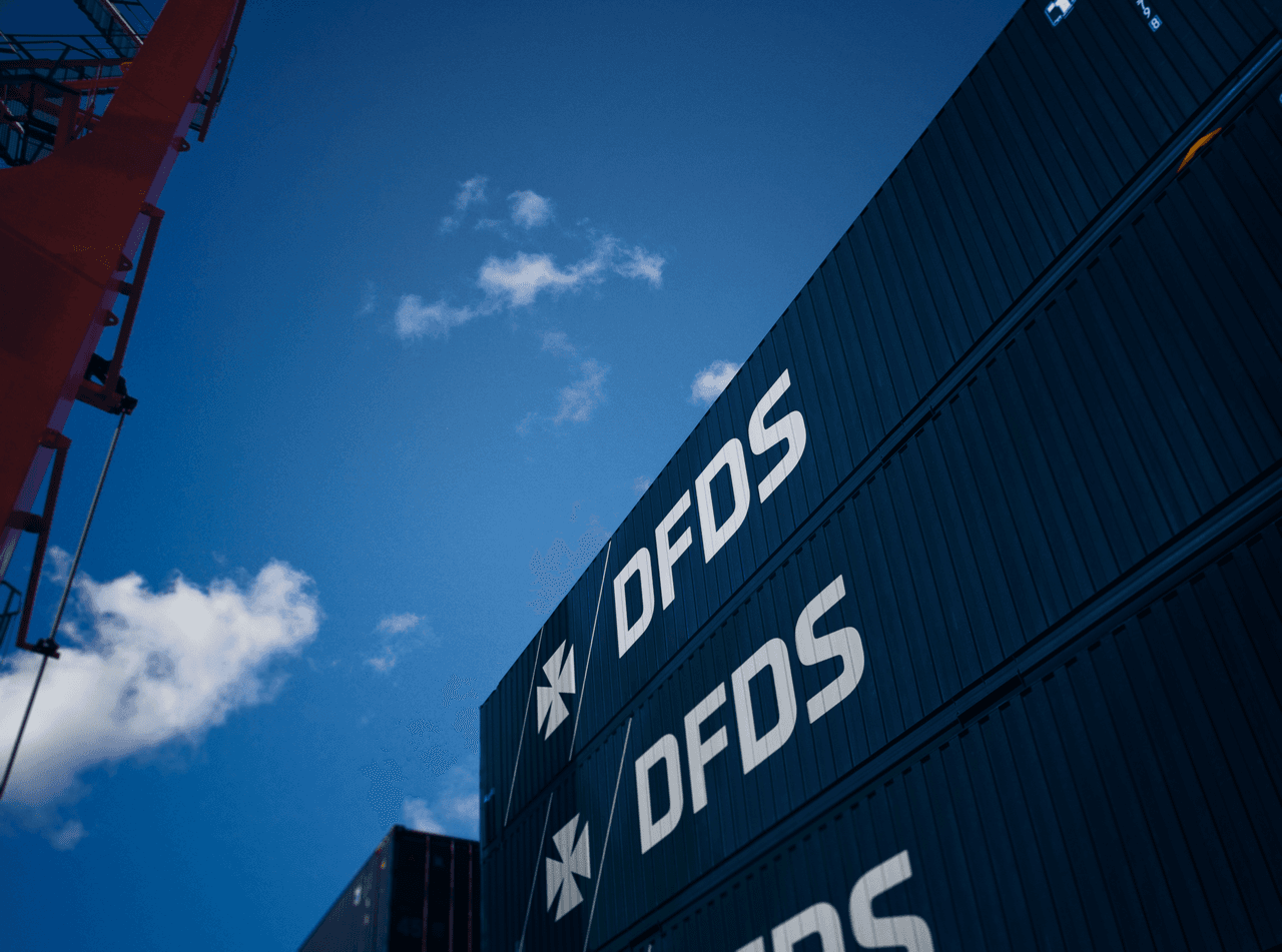 dark blue DFDS containers with logo